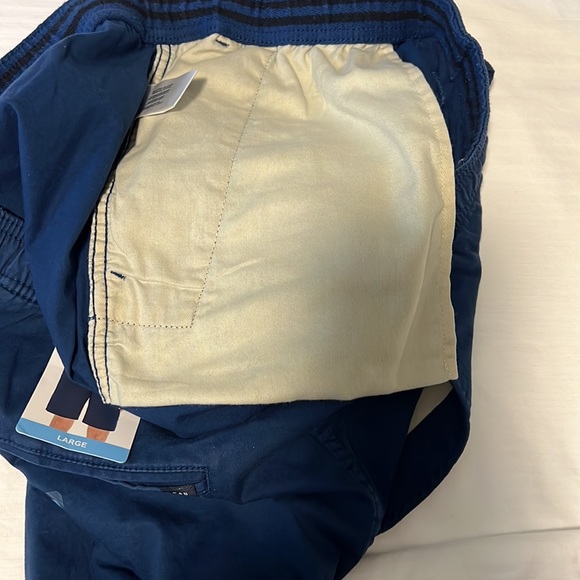 Brand new GAP Men’s Pull On Shorts @ $18 each - Picture 5 of 8